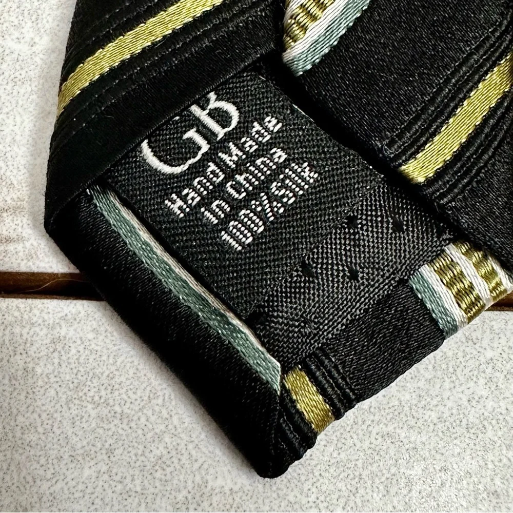 Geoffrey Beene Black Gold Striped 100% Silk New Orleans Saints Colors Power Tie